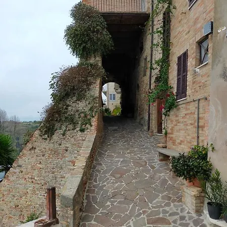 Couette-café La Casina Dei Nonni 3*