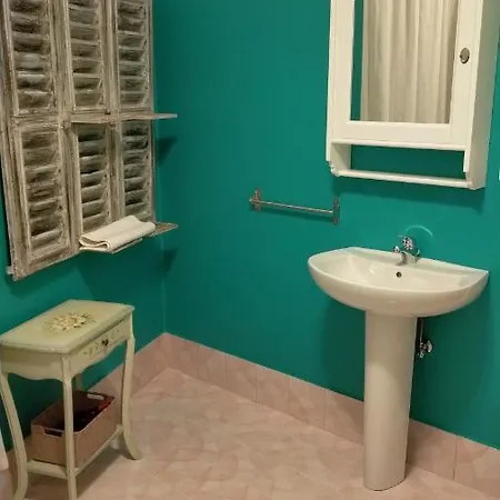 La Casina Dei Nonni Couette-café 3*