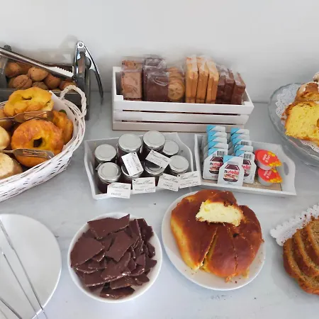 La Casina Dei Nonni Couette-café